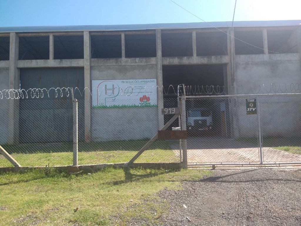 estação de tratamento de esgoto (ETE) na região de Porto Alegre / RS